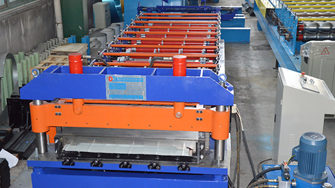 PU Roof：Wall Panel Roll Forming Machine